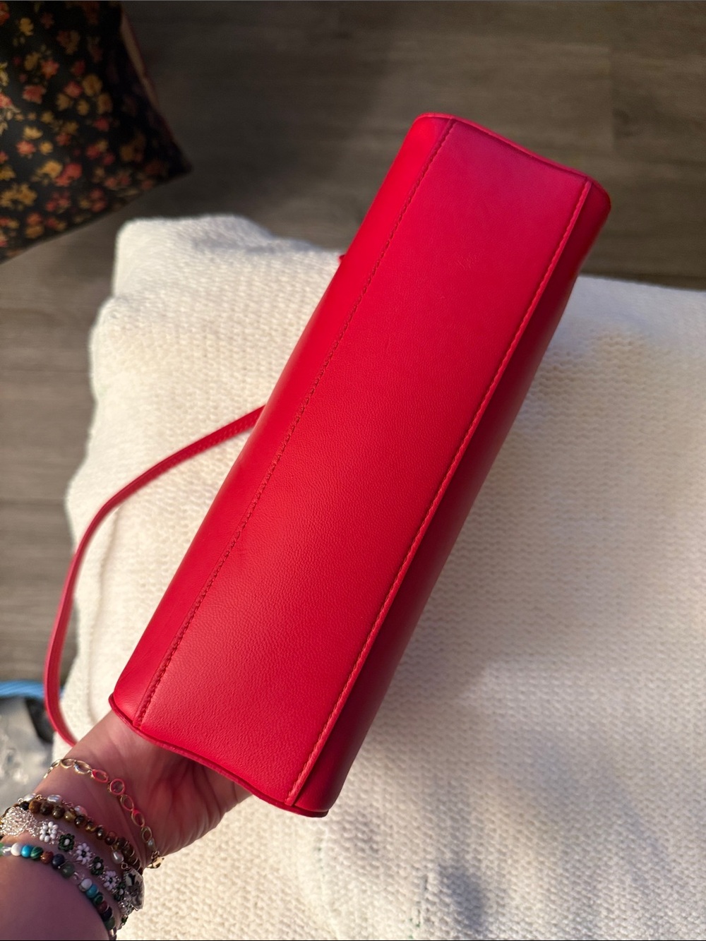 NWT REFORMATION Hannah Shoulder Bag, Lipstick Red - Picture 9 of 10